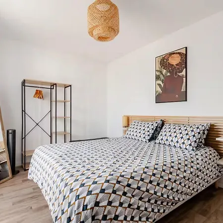 Cosy A 2 Pas De