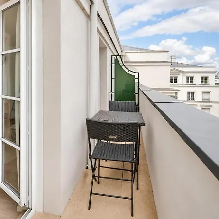 Le Régence, Terrasse, * Serris