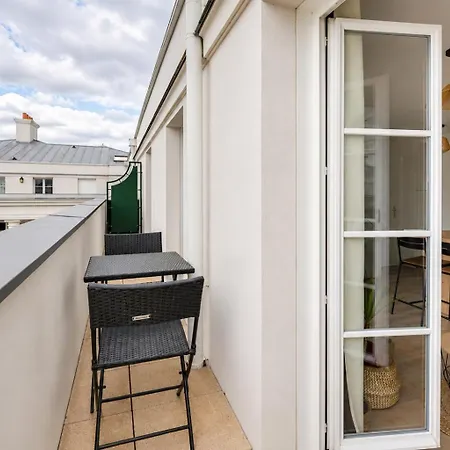 Le Régence, Terrasse, *