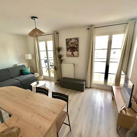 Cosy A 2 Pas De 公寓