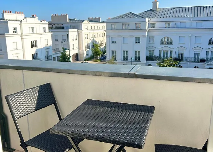Le Regence, Terrasse,